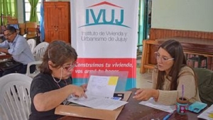 En el barrio Malvinas el IVUJ brind&oacute; asesoramiento a la comunidad