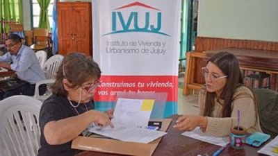 En el barrio Malvinas el IVUJ brind&oacute; asesoramiento a la comunidad
