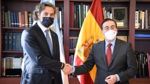Cafiero agradeci&oacute; el apoyo de Espa&ntilde;a en las negociaciones con el FMI