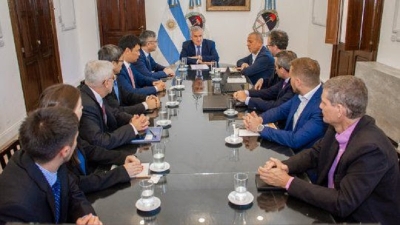 Empresa china, interesada en fabricar en Jujuy insumos para la producci&oacute;n de carbonato de litio