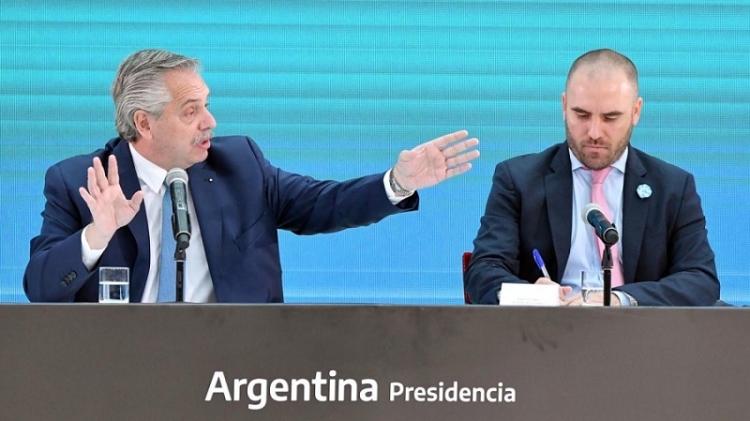 Facilitan un mayor acceso a divisas para petroleras que inviertan e incrementen la producci&oacute;n de crudo y gas