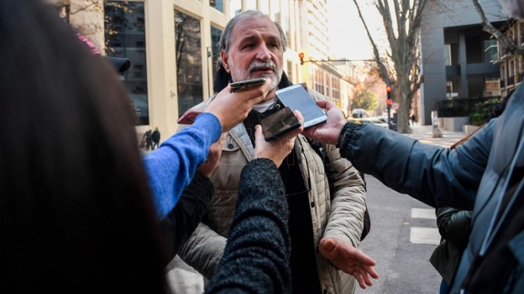 Organizaciones piqueteras pidieron a la CGT "medidas de lucha" contra la suba de precios