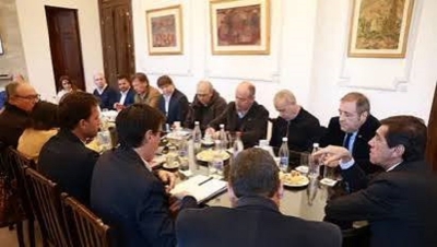 Sadir encabez&oacute; una reuni&oacute;n de gabinete para evaluar el avance del plan de obras en la provincia
