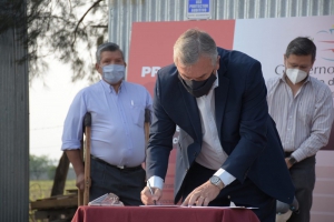 Se firm&oacute; el inicio de obra del colegio secundario 38 de las pampitas