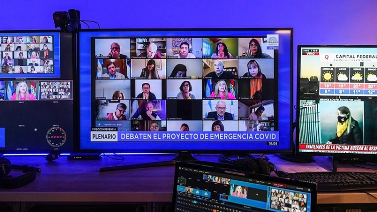 Los senadores del FdT acordaron cambios en el proyecto sobre restricciones en pandemia