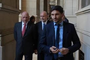 Pullaro y dos exgobernadores, juntos en la Corte para reclamarle una millonaria deuda a la Naci&oacute;n