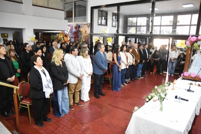 La Legislatura recibi&oacute; a la imagen peregrina de la Virgen del Rosario de R&iacute;o Blanco y Paypaya