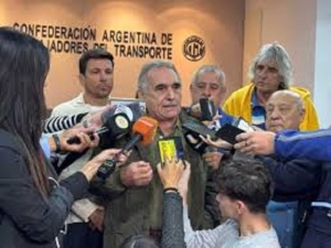 Sindicatos del transporte, organizaciones sociales e industriales y marchar&aacute;n al Ministerio de Desregulaci&oacute;n