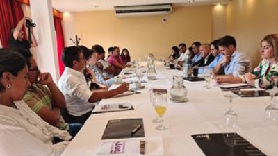 Positiva reuni&oacute;n del Gobierno con el sector vitivin&iacute;cola
