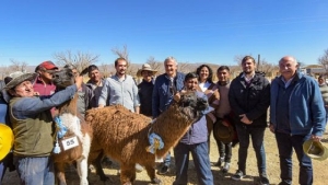 Morales abri&oacute; la Expo feria de Ganaderos, Agricultores y Artesanos de La Intermedia