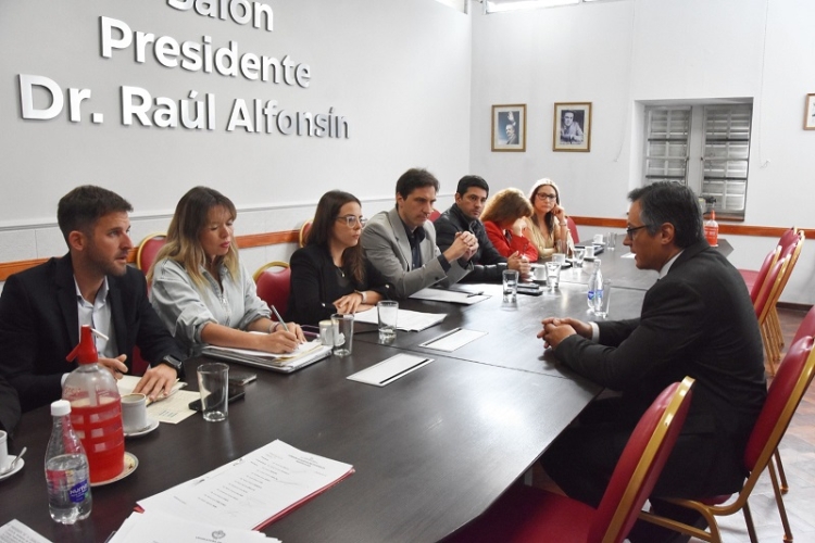 La Comisi&oacute;n de Asuntos Institucionales emiti&oacute; despacho favorable para cubrir dos cargos de Agentes Fiscales de Investigaci&oacute;n Penal Preparatoria