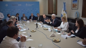 Dom&iacute;nguez confirm&oacute; el abastecimiento de carne para el mercado interno