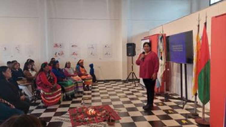 Fortalecen la institucionalidad de las comunidades ind&iacute;genas con la entrega de credenciales de identificaci&oacute;n
