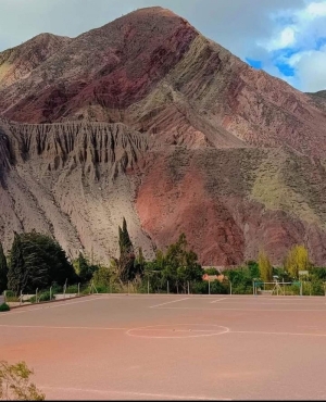 El &ldquo;Lobo&rdquo; llega a Purmamarca y moviliza la pasi&oacute;n por el f&uacute;tbol en Quebrada y Puna