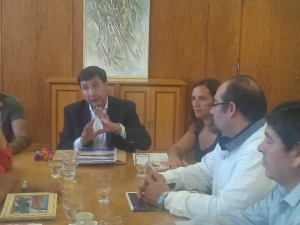 El intendente de la ciudad de Palpal&aacute; en Buenos Aires con ministros del gabinete nacional.