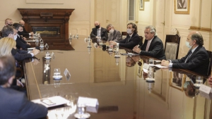 El Presidente recibi&oacute; a directivos de la banca p&uacute;blica y privada por la plataforma digital MODO