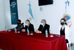 Entregaron certificados de capacitaci&oacute;n en Derechos Humanos al personal del Servicio Penitenciario