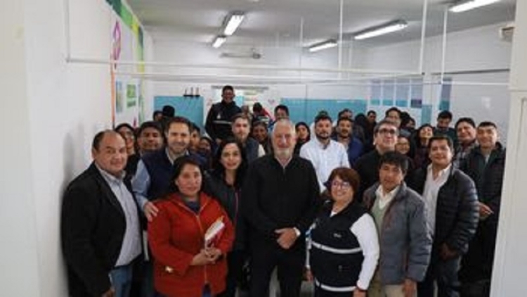 Bouhid encabez&oacute; mesa de trabajo en Hospital El Aguilar