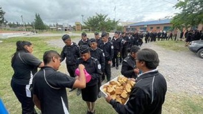 700 Cadetes del IUPS ser&aacute;n beneficiados con un refuerzo alimentario