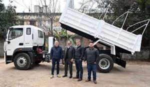 El Intendente Jorge present&oacute; un nuevo cami&oacute;n 0Km que fortalecer&aacute; los trabajos en Alto Comedero