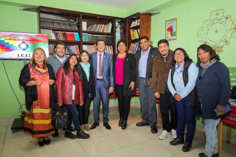 Sadir visit&oacute; instituto de Educaci&oacute;n Intercultural