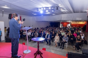 Sadir se reuni&oacute; con referentes de la iglesia Evang&eacute;lica