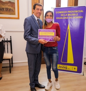 Sadir asisti&oacute; a entrega de subsidios para emprendimientos del colectivo LGBTIQA+