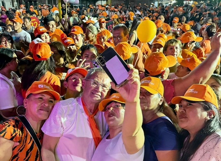Mario Pizarro encabez&oacute; el acto de cierre de campa&ntilde;a en Libertador