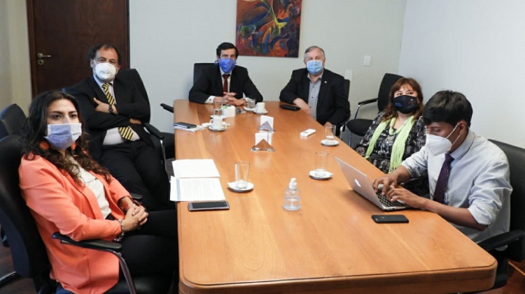 Propuesta salarial mejorada para estatales juje&ntilde;os