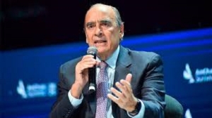 El gobierno env&iacute;o al Congreso los proyectos para apuntalar el &ldquo;plan d&oacute;lar colch&oacute;n&rdquo;