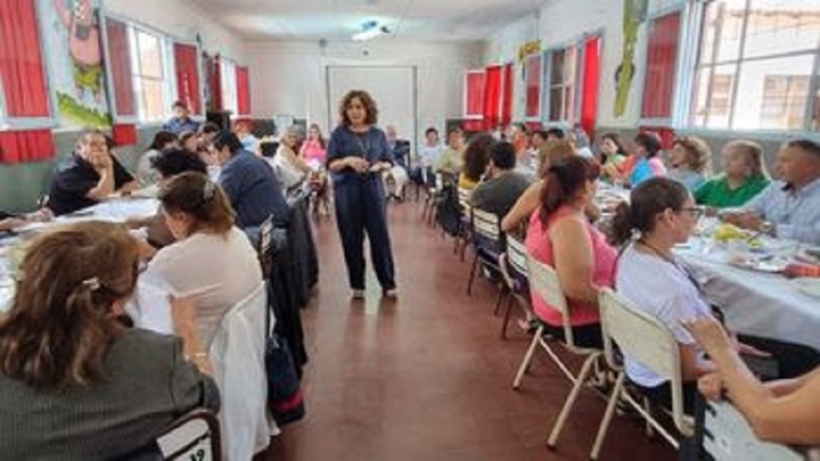 La ministra Serrano destac&oacute; el rol de supervisores en el cumplimento de las metas educativas