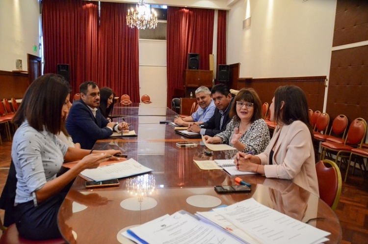 La Comisi&oacute;n de Cultura y Turismo diagram&oacute; su agenda de trabajoconstituy&oacute; a sus autoridades y estableci&oacute; el lunes como d&iacute;a de reuni&oacute;n.