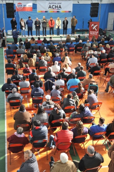 &ldquo;El 11 de diciembre le sacaremos el manejo de planes sociales a los intermediarios&rdquo;, sostuvo Morales en La Pampa