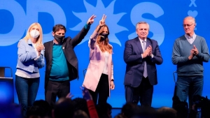 Alberto Fern&aacute;ndez: "Voten por ustedes, voten por el pueblo"