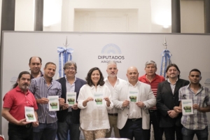 Junto a los sindicatos azucareros del NOA Leila Chaher present&oacute; un proyecto de jubilaci&oacute;n anticipada para el sector