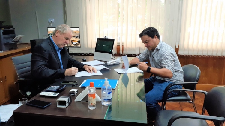 Se firm&oacute; en vialidad nacional el contrato de inicio de dos obras viales sobre la ruta nacional 9