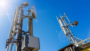 El Enacom ir&aacute; ante la Corte para que convalide a las telecomunicaciones como servicio p&uacute;blico