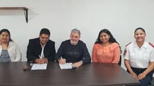 El Tren Solar firm&oacute; un convenio de comodato con bomberos voluntarios de Maimar&aacute;