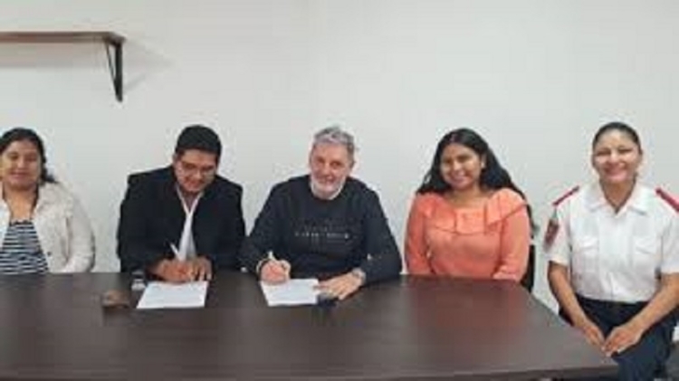 El Tren Solar firm&oacute; un convenio de comodato con bomberos voluntarios de Maimar&aacute;