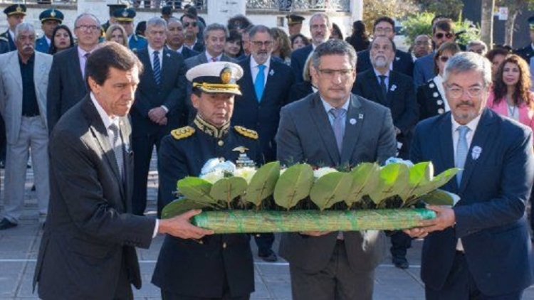 Gobierno y pueblo de Jujuy evocaron la Revoluci&oacute;n de Mayo