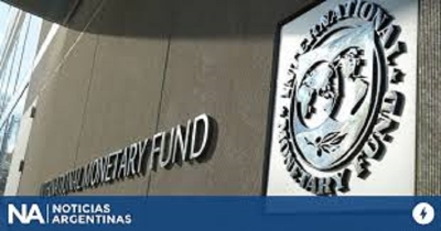 El FMI elogi&oacute; al Gobierno, pero pidi&oacute; que flexibilice el tipo de cambio