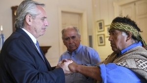 El Presidente recibi&oacute; a integrantes de la comunidad Mapuche del territorio Williche