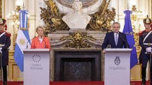 Fern&aacute;ndez y Von der Leyen. a favor de un acuerdo &laquo;equilibrado&raquo; entre el Mercosur y la UE