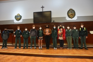 Alumnos del Complejo Educativo Jos&eacute; Hern&aacute;ndez visitaron la legislatura