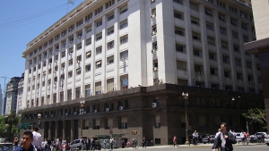 La recaudaci&oacute;n tributaria lleg&oacute; a $ 817.882 millones en abril, m&aacute;s del doble que en igual mes de 2020