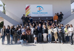 Alumnos de la escuela de educaci&oacute;n t&eacute;cnica n&ordm; 1 visitaron el concejo deliberante