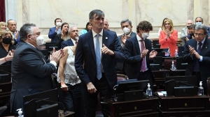 Bullrich renunci&oacute; a su banca con una carta que conmovi&oacute; al Senado