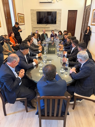 El gobernador de Jujuy recibi&oacute; a la Mesa Nacional de CAME Joven y reafirm&oacute; el trabajo conjunto con el sector empresario