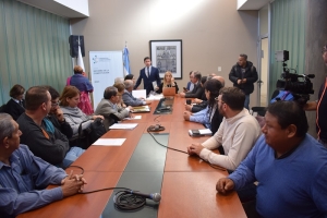 Referentes del Estado y del sector privado aportaron conceptos para la modificaci&oacute;n del r&eacute;gimen de las aguas
