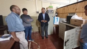 Equipo ministerial visit&oacute; escuelas de la Quebrada